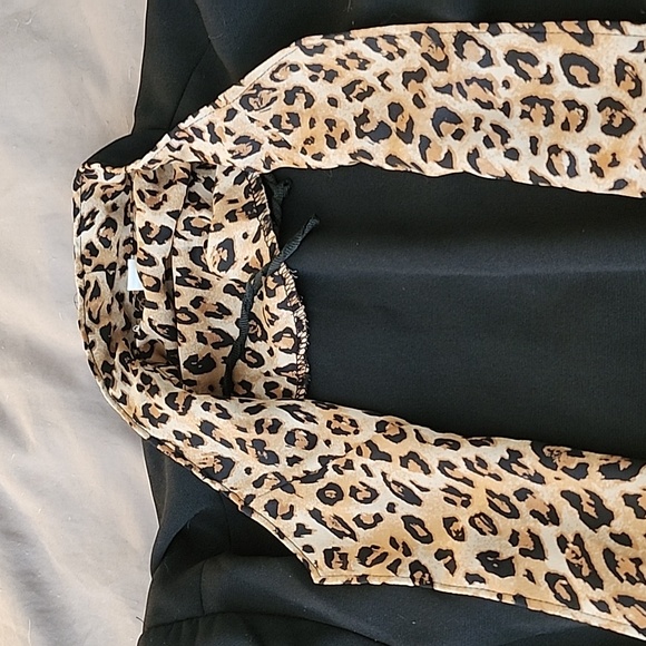 Women's 3,piece suit - Picture 3 of 7